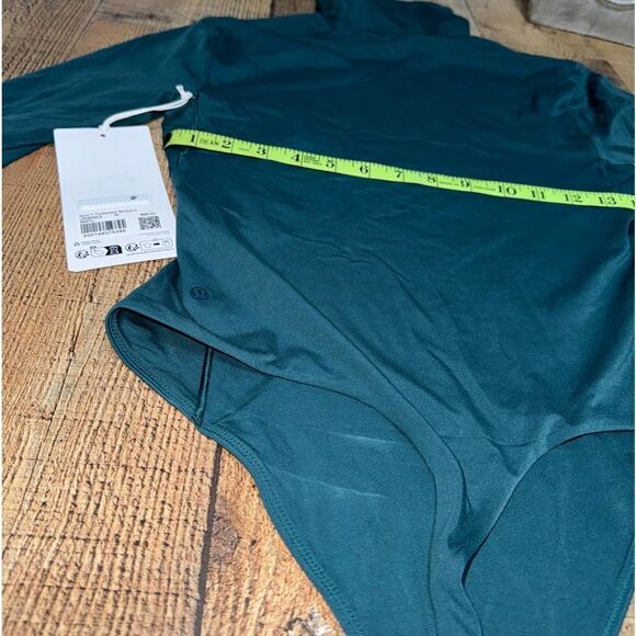 Lululemon Wundermost Ultra-Soft Nulu Turtleneck Bodysuit
Storm Teal - Picture 12 of 15